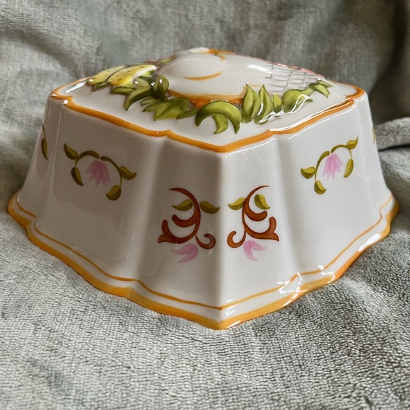 Franklin Mint Le Cordon Bleu Ceramic Jello Mold Swan Orange White - Picture 3 of 4